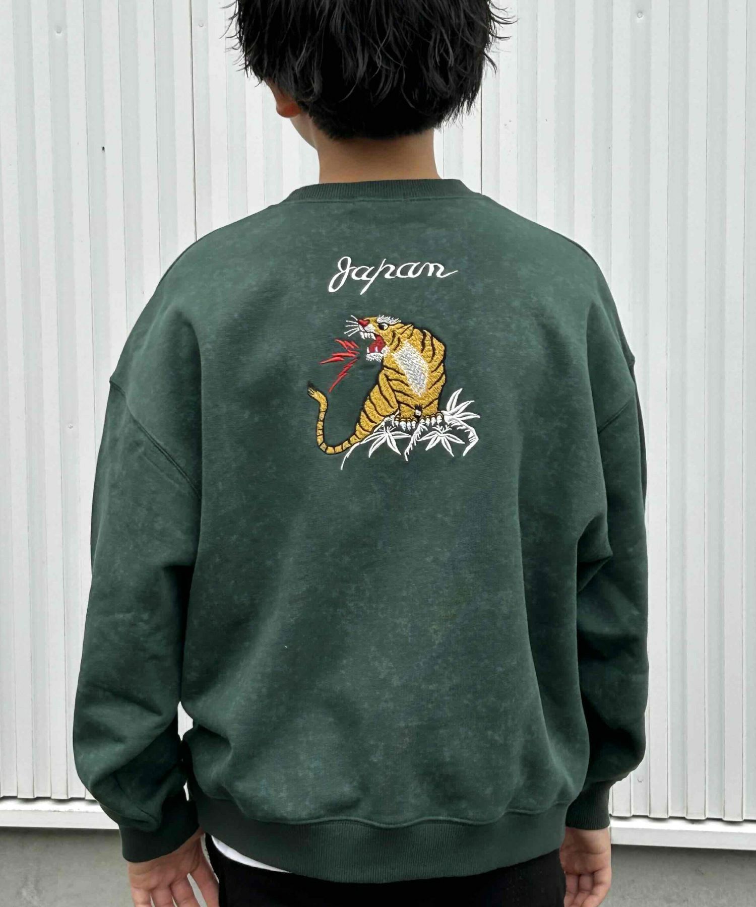 セール】スカジャン風トラ刺繍裏毛トレーナー□150.160cm | MAKE YOUR DAY